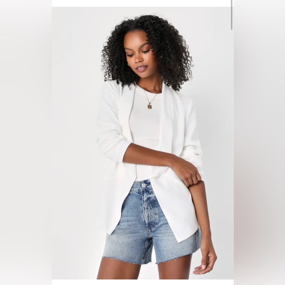 NWT lulus Miss Punctuality White Lightweight Blazer